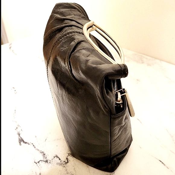 HOBO Int'l Black with Silver Handles Leather Handbag/Tote/Clutch - Picture 4 of 11